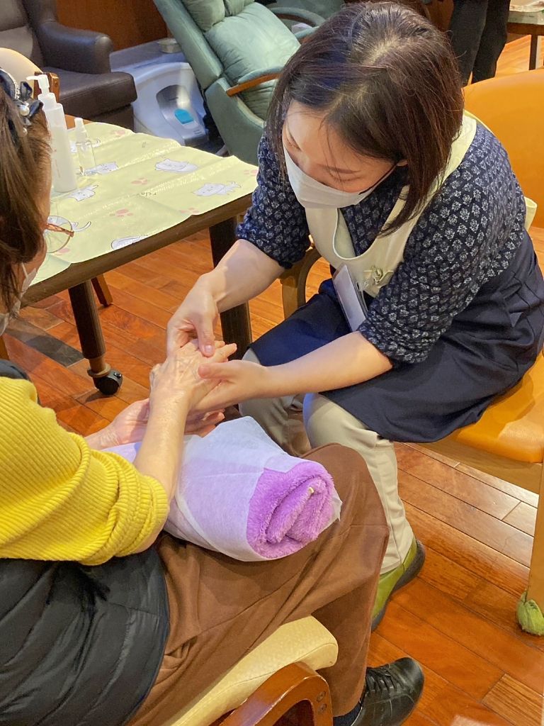 専門理美容士による丁寧なケア